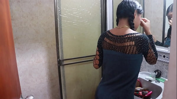 The plumber comes to fix my pipes, but I don't have any money, so I pay him with my vagina and he fucks me really good. – Free HD Porn Video