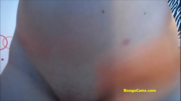 Nerdy BongaCams cam model has intense orgasm on her bed! – Free HD Porn Video