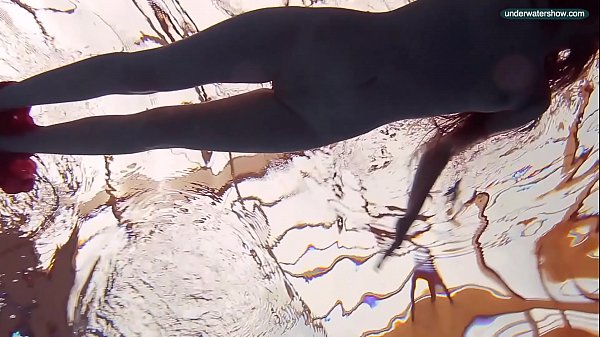 Hot teenager Libuse swimming