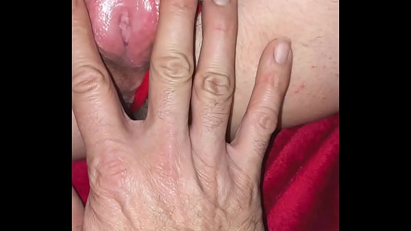 Wet pussy with fat lips – Free HD Porn Video