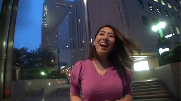 https://bit.ly/3Y7LabJ A lady with a ladylike, elegant and mature atmosphere, she is an esthetician by profession. She says that she serves her customers all the time. So let's have her serve my cock this time! – Free HD Porn Video