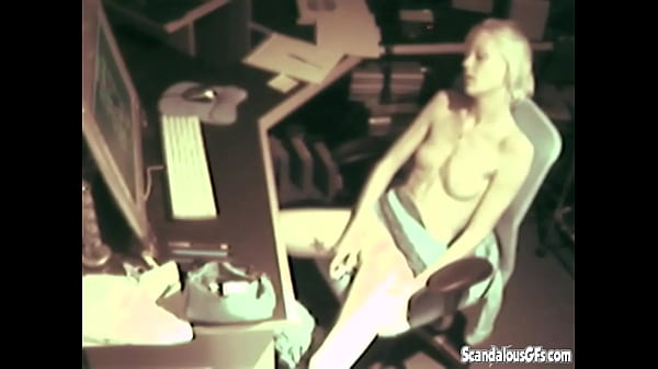 Dildo fetish solo spy cam slut masturbates with sex toy on office time