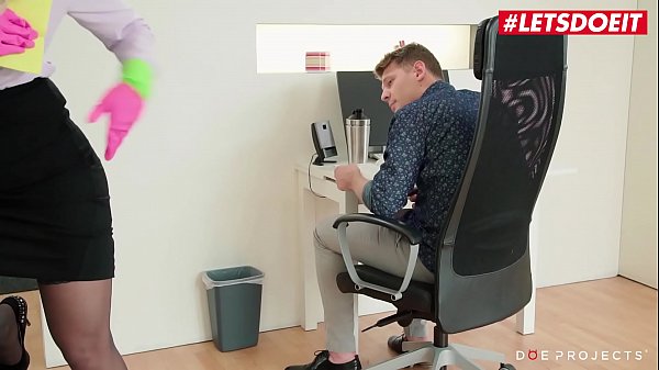DOE PROJECTS - Busty MILF Jarushka Ross Rough Fun With Big Cock Student – Free HD Porn Video