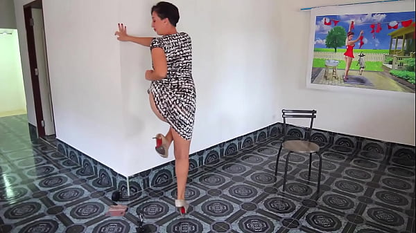 Striptease on high heels at art gallery. Broken Heels . Naked woman wants to fuck and will be happy any dick who will come inside her cunt!!!  Mmmmmmmm! Kiss and fuck this pussy anyone who wants to do it. – Free HD Porn Video