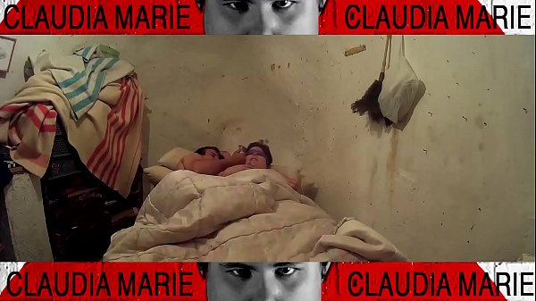 Making the fat girl very piggy by putting things through her pussy in the shack. Dominating her by f.. Fetishists are going to enjoy – Free HD Porn Video