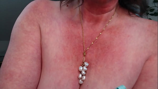 1000 I flat jacked Chris's cum in my one thousandth video! Mature and fun DawnSkye is honored to take his cum