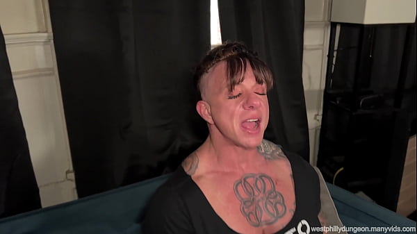 Female Bodybuilder with Huge Tits – Free HD Porn Video