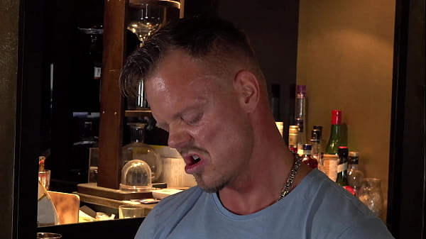 No desire to go to the ATM, the bartender prefers to be jerk off
