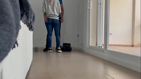 The young electrician is going to fix the socket in my living room, I give him a blowjob when I bring him water and I fuck him, he got a big surprise since he didn't expect to be fucked by an unknown beautiful girl like me