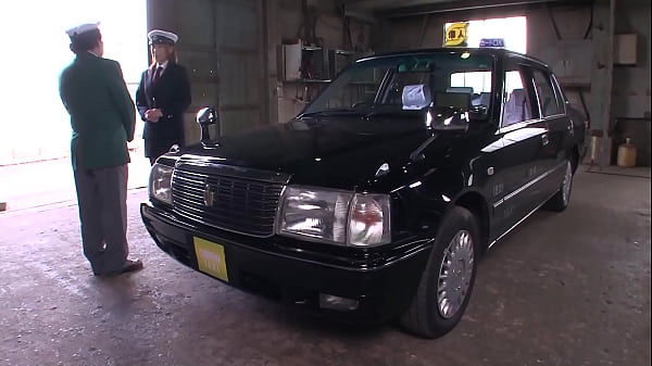 Cute Japanese girl starts to work as a taxi driver to fulfil her nasty wet dreams, uncensored full JAV movie – Free HD Porn Video