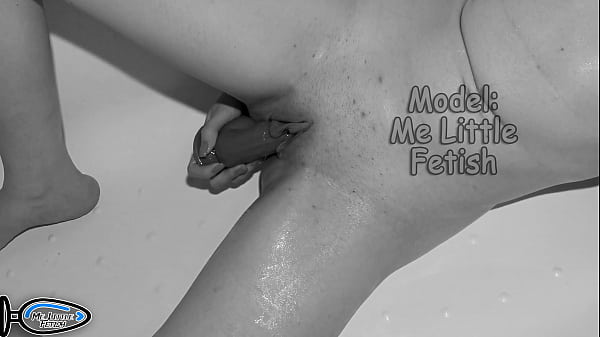 Strong Orgasm In The Bathroom Caused A Real Squirt She Peed During Orgasm, My First Squirt – Free HD Porn Video