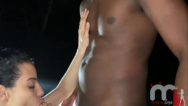 In the middle of the woods at dawn the n. sticks his big dick in his naughty pussy! – Free HD Porn Video