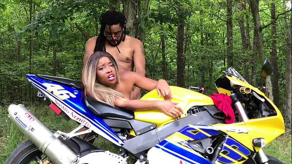 Don Whoe pulls over and bamgs Nina Rivera on his motoecycle Outside – Free HD Porn Video