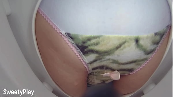 Piss in panties wetting on toilet bowl cam – Free HD Porn Video