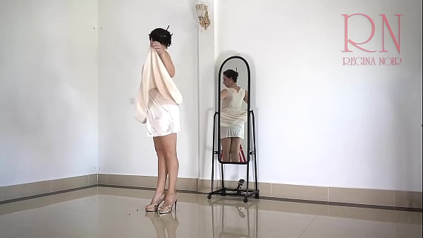 HALLOWEEN 2022 Nude witch Regina Noir and Magic Mirror – Free HD Porn Video