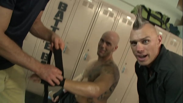 Battle bang between Derick Pierce and Tyler Knight – Free HD Porn Video