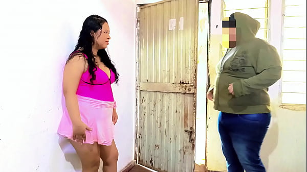 Fucking with the Delivery Man. The lucky guy sucks my tits, licks my pussy, makes me squirt in his hands. Then he fucks me without a condom until he cums on my bitch face. (English subtitles) – Free HD Porn Video