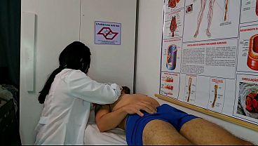 Nurse gets excited seeing patient's erection. – Free HD Porn Video