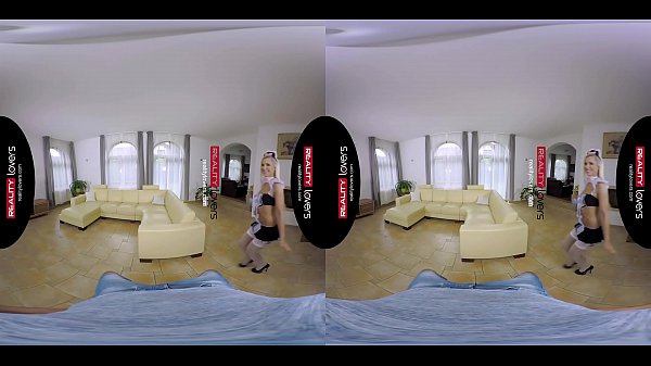 RealityLovers - a maid sucked my dick VR