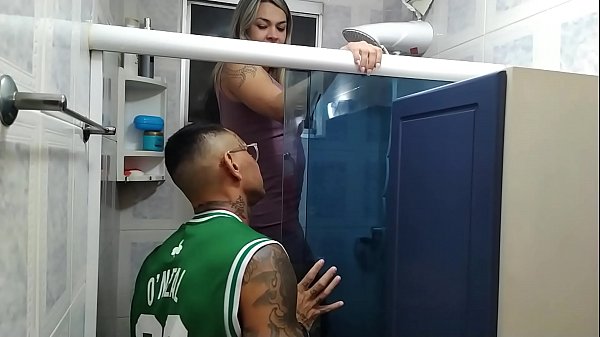 Fernandinha Fernandez called me to fix the shower but of course it didn't come out for free, I fucked the hot girl hard. – Free HD Porn Video