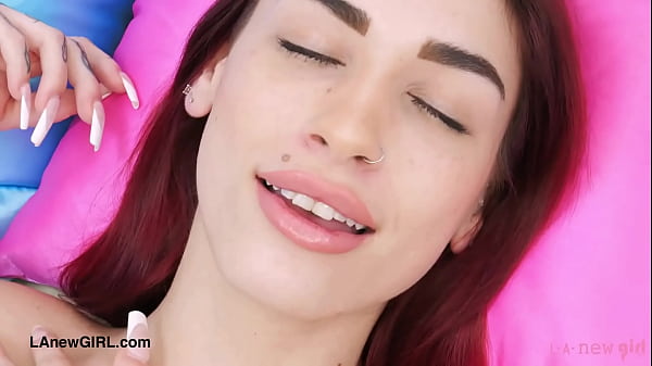 Cute red hair model shows her sexy body – Free HD Porn Video