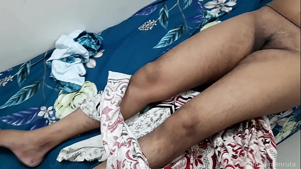 Indian Desi Cute Lady fall sick. Dewar Stripping Her Dress and Checking Temperature of Pussy, Anal, Armpit. – Free HD Porn Video