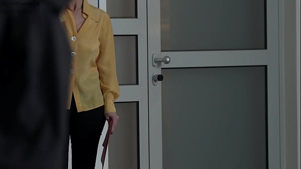 business - slave wife - braless and downblouse in public