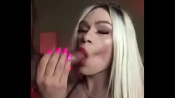 Blowjob deepthroat (Nicolly Trans)