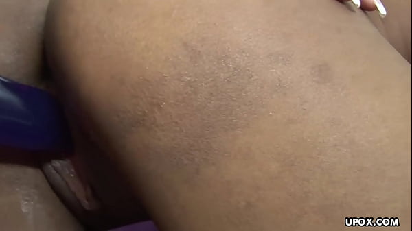 Andrea Kelly and Sunshine are fucking and moaning