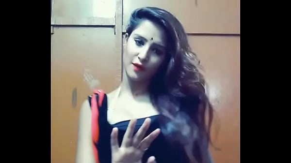 Looking at the hotness of the girl will open her eyes – Free HD Porn Video