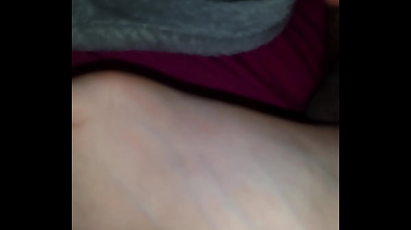 Footfetish cumshot on her toes s. – Free HD Porn Video