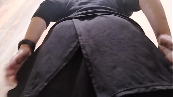 Your goes to a clothing store and puts her panties inside her pussy while she tries on some jeans – Free HD Porn Video