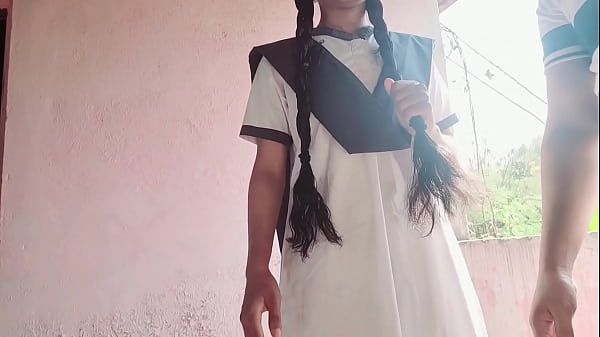 Sir who gave tuition to an Indian girl gave her a pelt – Free HD Porn Video