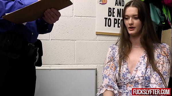 Naive Thief Play Old Switcheroo in the Stores Dressing Room – Free HD Porn Video