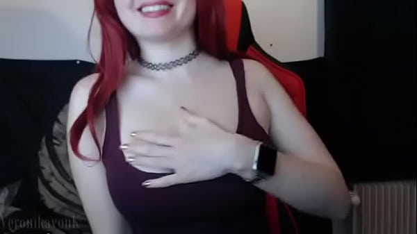Perfect camgirl with big boobs and redheair chatting with fans – Free HD Porn Video