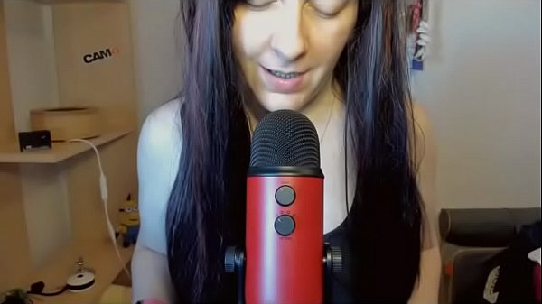Give me your cock inside your mouth! Games and sounds of saliva and mouth in Asmr with Blue Yeti – Free HD Porn Video
