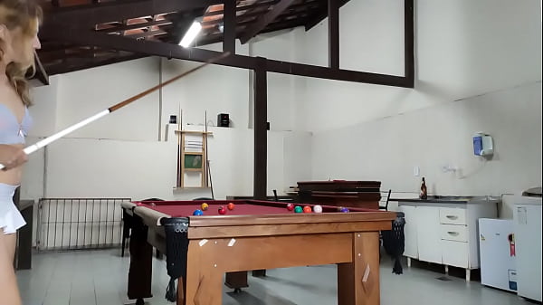 Sexy snooker