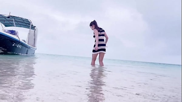 Snorkel with mini skirt – Free HD Porn Video
