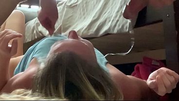 SLAVE Gags he cum s down her throat Balls Deep – Free HD Porn Video