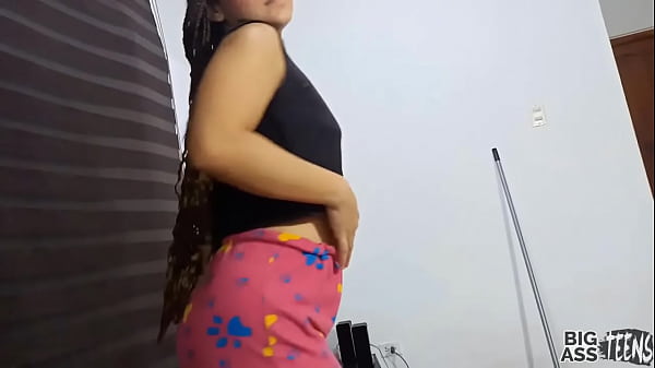 internal cumshot to my new 18 year old stepsister amazing big ass
