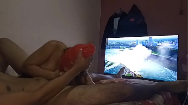 You won't believe the fuck this big-ass neighbor gives me