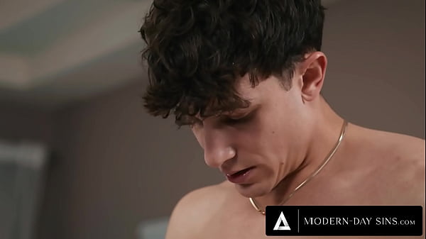 MODERN-DAY SINS - Mormon Virgin Lexi Lore Craves First ANAL CREAMPIE Instead Of Soaking With Hung BF – Free HD Porn Video