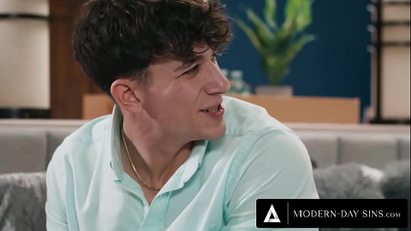 MODERN-DAY SINS - Mormon Virgin Lexi Lore Craves First ANAL CREAMPIE Instead Of Soaking With Hung BF – Free HD Porn Video