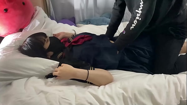 【Selfy】Costume-play girlfriend in a sailor suit and ch〇king sex is only allowed inside.【Esunoa Japanese Amateur】