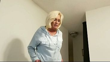 The Adventures of the Pissing Pussy Up Close – Free HD Porn Video