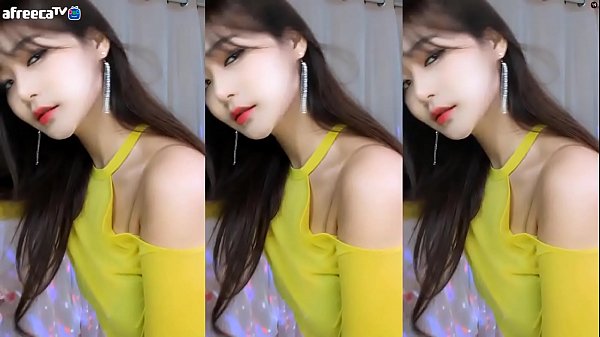 Korean girls dance the dance of super short shorts – Free HD Porn Video