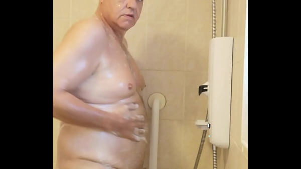 Washing getting my little cock hard – Free HD Porn Video