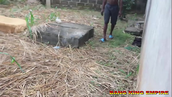 A SHORT STORY OF AFRICAN WOMAN CAUGHT WITH A GANGSTER AS SHE CHEAT ON HER HUSBAND IN AN ABANDONED BUILDING ( SEE FULL VIDEO ON XVIDEOS RED ) – Free HD Porn Video