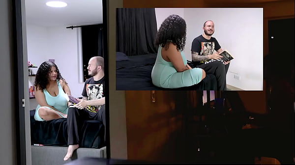 My step cousin neglects his girlfriend for playing and I end up fucking her. – Free HD Porn Video