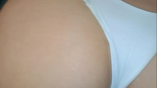 i discover my step sister and her big ass watching porn